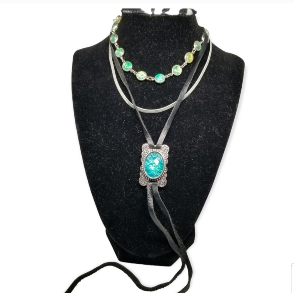 VINTAGE SYNTHETIC FIRE OPAL BOLERO LAYERED NECKLACE